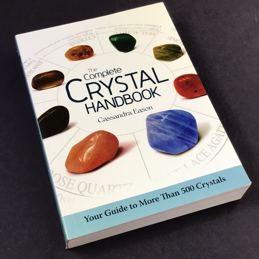 🔥Complete Crystal Handbook by Cassandra Eason Guide to more than 500 crystals